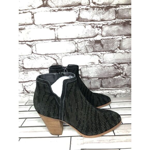 Violet & Red Jensen Black Suede Perforated Ankle Boots Block Heels Women Sz 6M - Picture 6 of 16